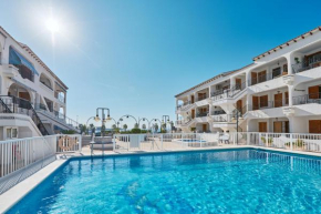 Los Naufragos Beach apartment with sea view
